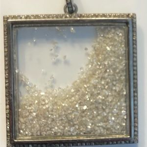 Square diamond shaker floating pendant